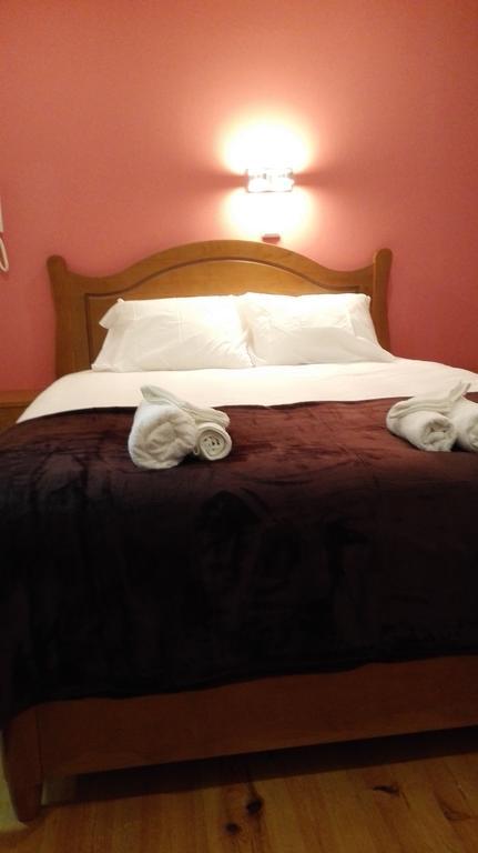 Martim Moniz 28 Guest House Lisbon Room photo
